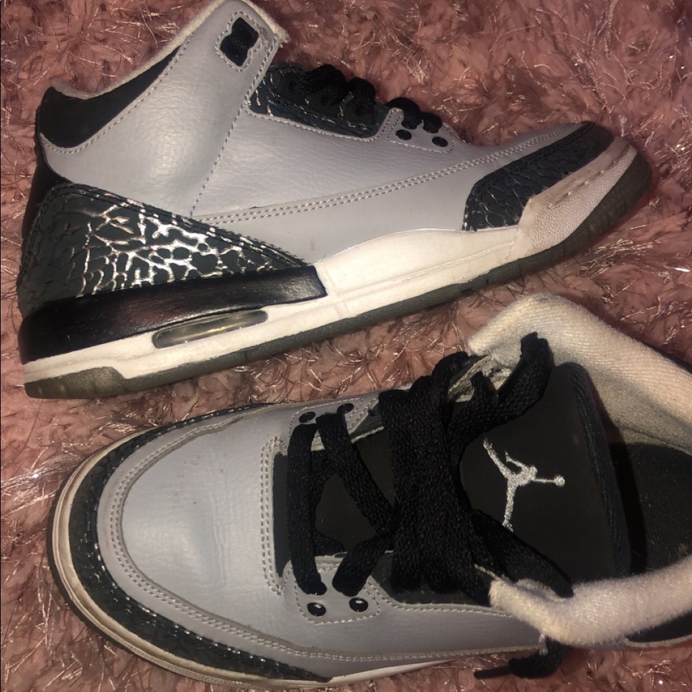 AIR JORDAN 3 WOLF GRAYS